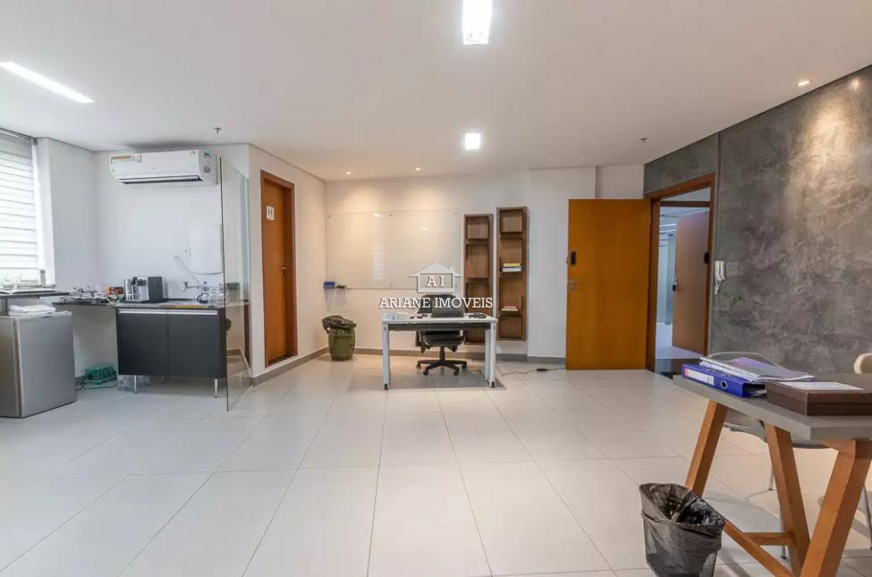 Sala, Vila da Serra, 0 Quarto, 1 Vaga