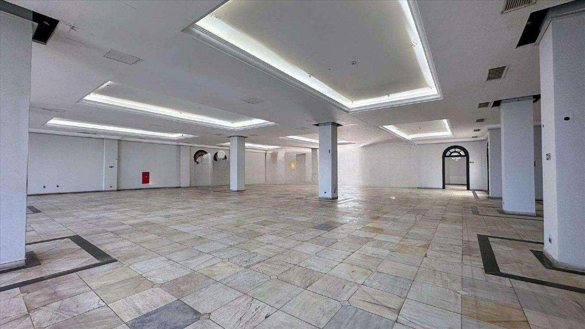 Prédio, Estoril, 0 Quarto, 32 Vagas