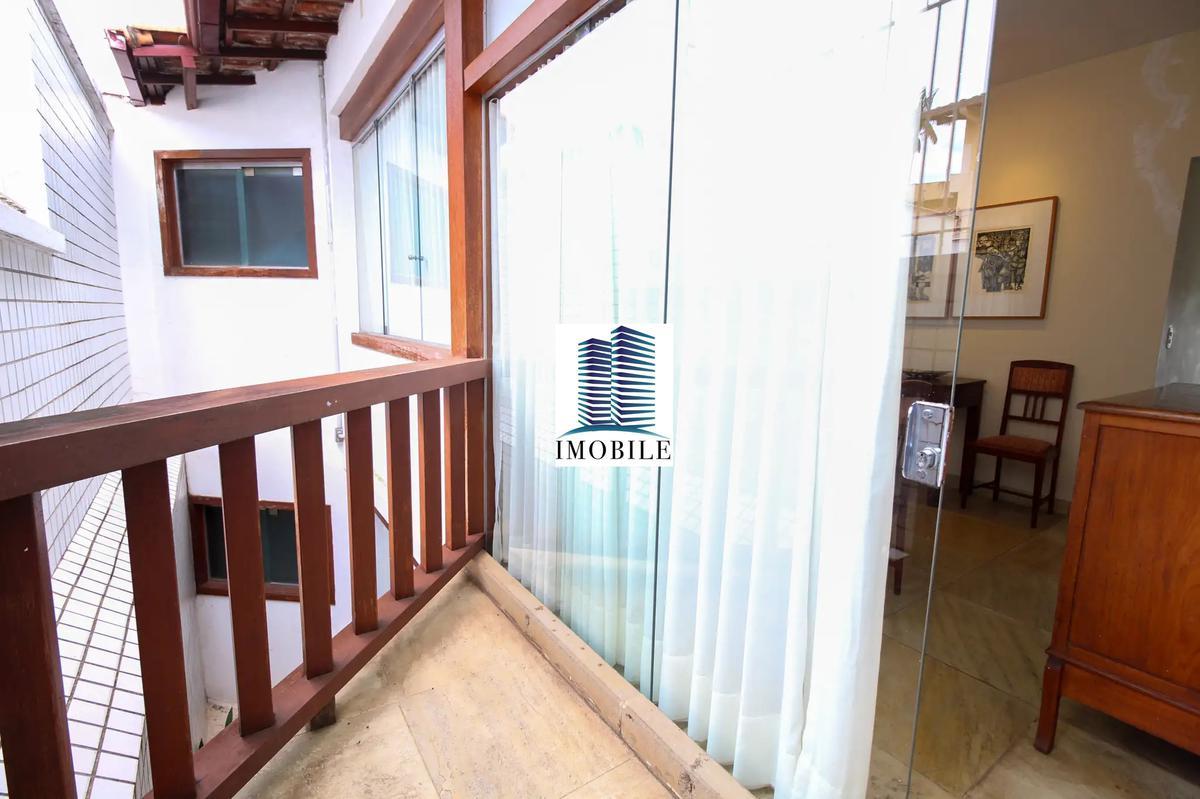 Casa, Serra, 4 Quartos, 5 Vagas, 1 Suíte