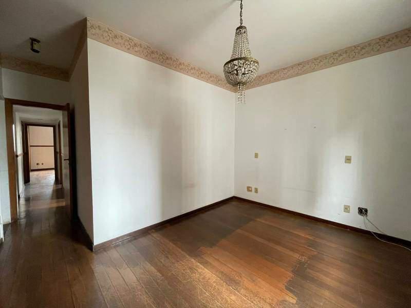 Apartamento, Funcionários, 4 Quartos, 2 Vagas, 1 Suíte