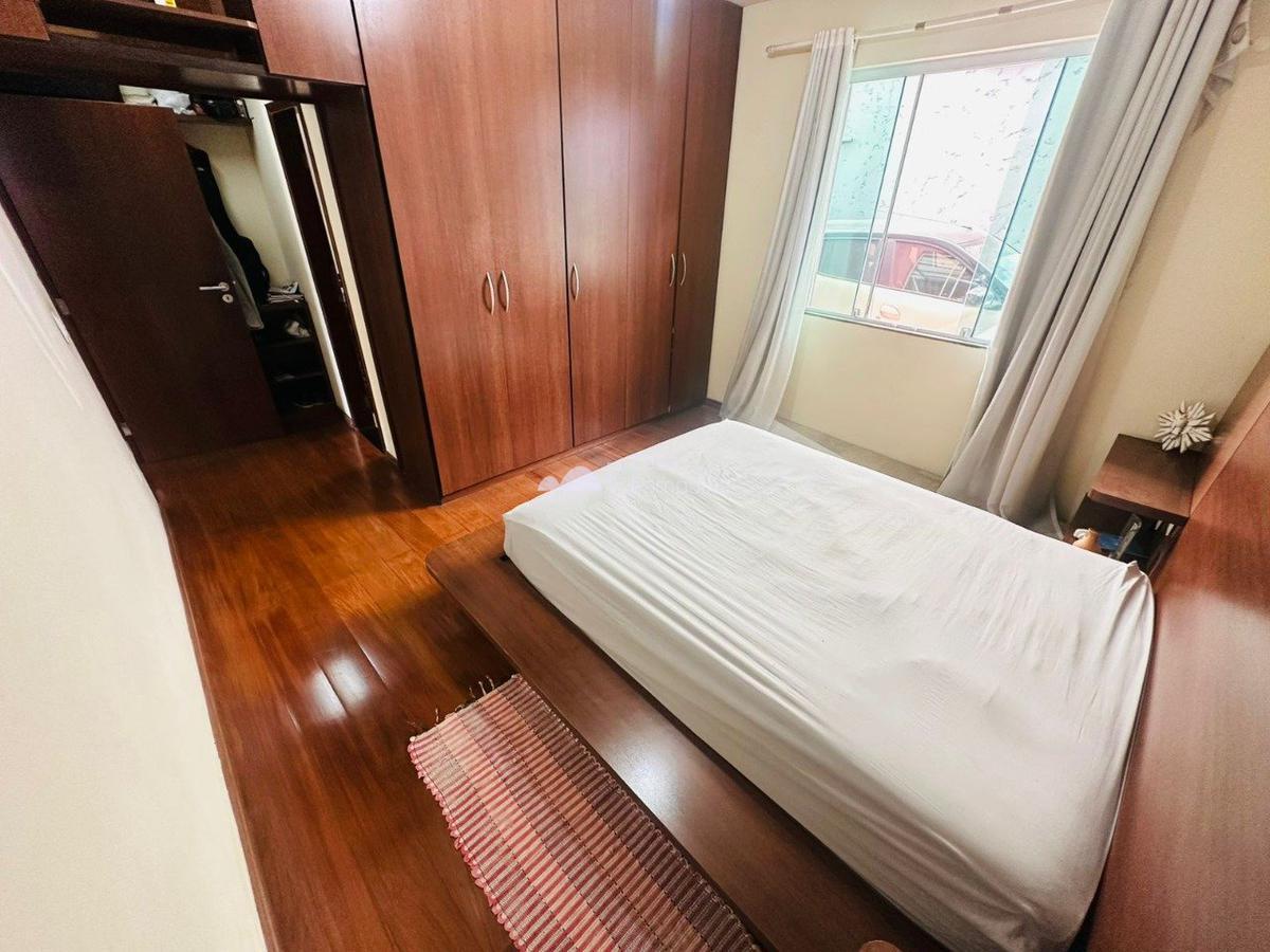 Casa, Santa Mônica, 2 Quartos, 4 Vagas, 1 Suíte