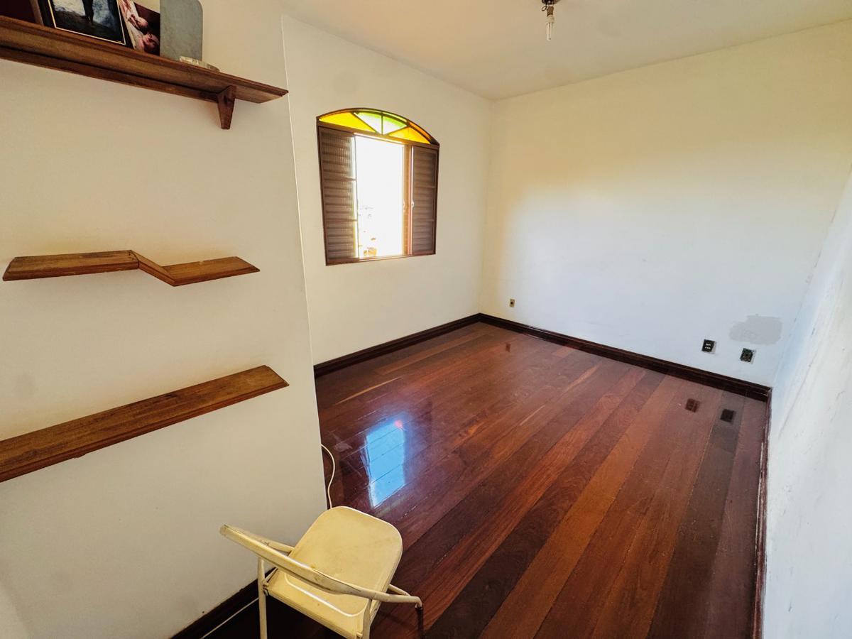 Casa, Jardim Atlântico, 5 Quartos, 4 Vagas, 1 Suíte