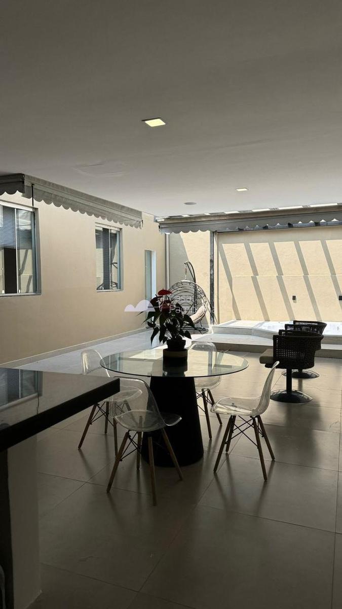 Casa, Braúnas, 3 Quartos, 4 Vagas, 3 Suítes