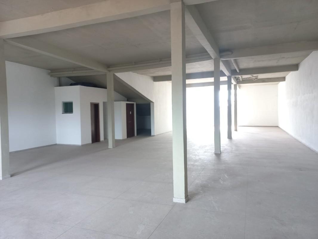 Galpão, Heliópolis, 0 Quarto, 0 Vaga