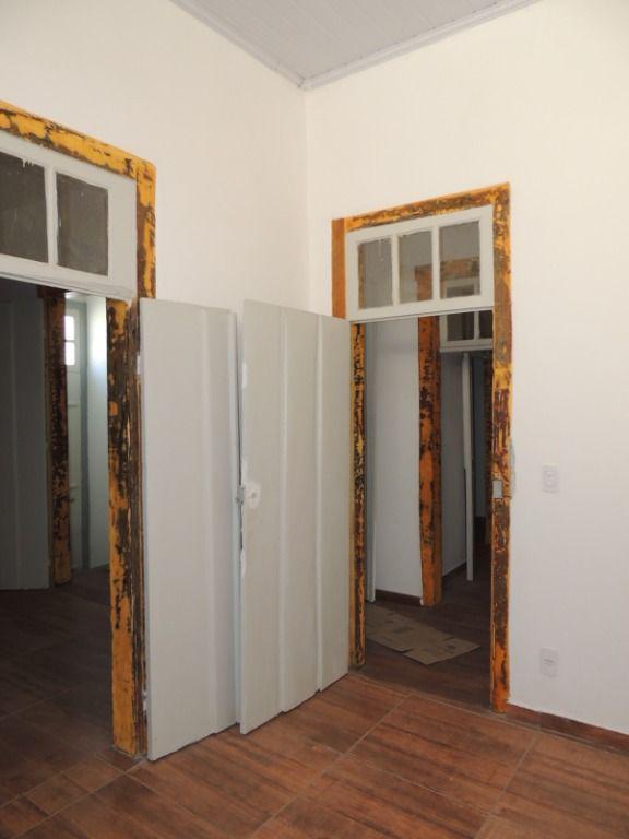 Casa, Centro, 5 Quartos, 0 Vaga