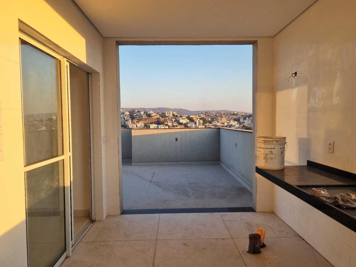 Cobertura, Jardim Industrial, 3 Quartos, 2 Vagas, 1 Suíte