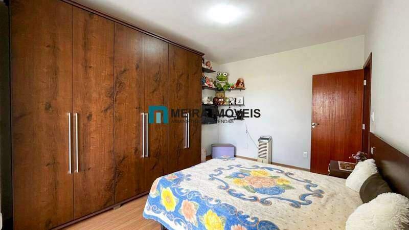 Casa, Santa Efigênia, 3 Quartos, 2 Vagas, 2 Suítes