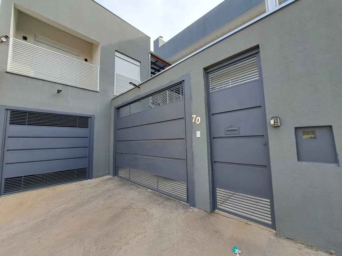 Casa, Centro, 4 Quartos, 3 Vagas, 1 Suíte