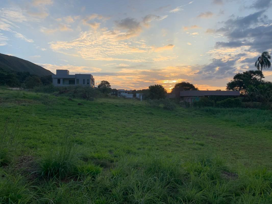 Lote, Serra dos Bandeirantes, 0 Quarto, 0 Vaga