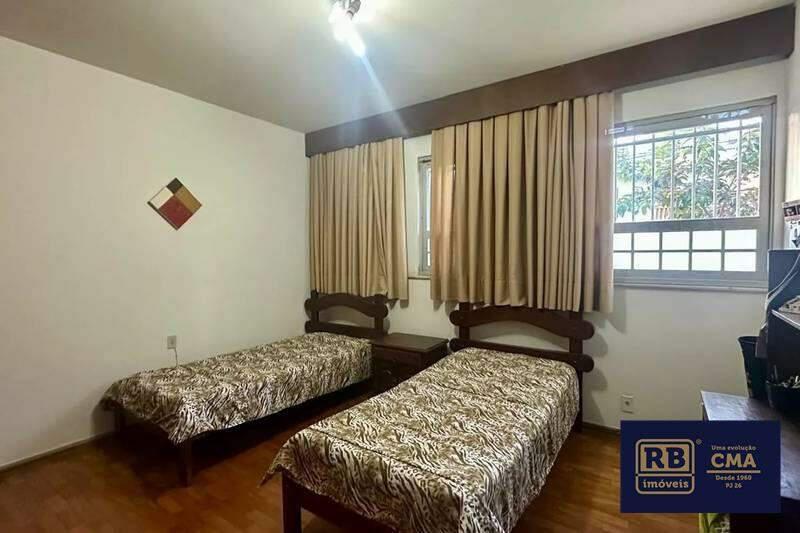 Casa, Serra, 4 Quartos, 4 Vagas, 1 Suíte