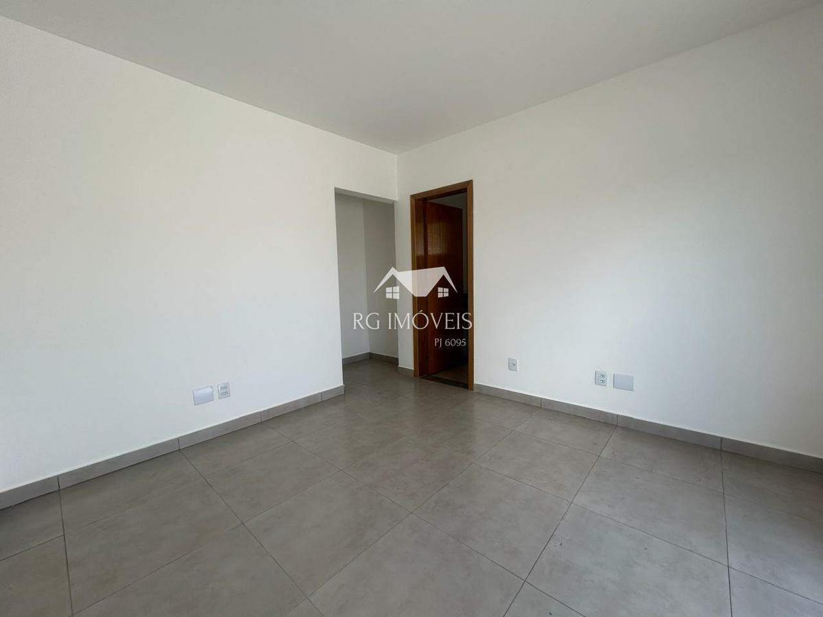 Cobertura, Petrópolis (barreiro), 2 Quartos, 1 Vaga, 1 Suíte
