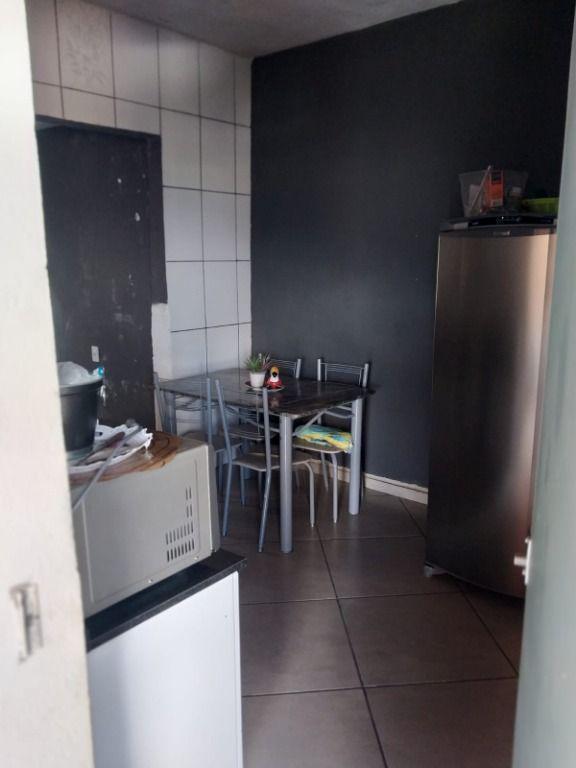 Casa, Adelmolândia, 2 Quartos, 0 Vaga