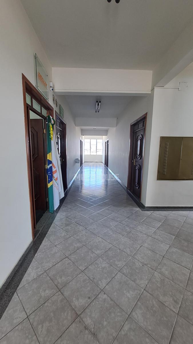 Sala, Barreiro, 0 Quarto, 1 Vaga