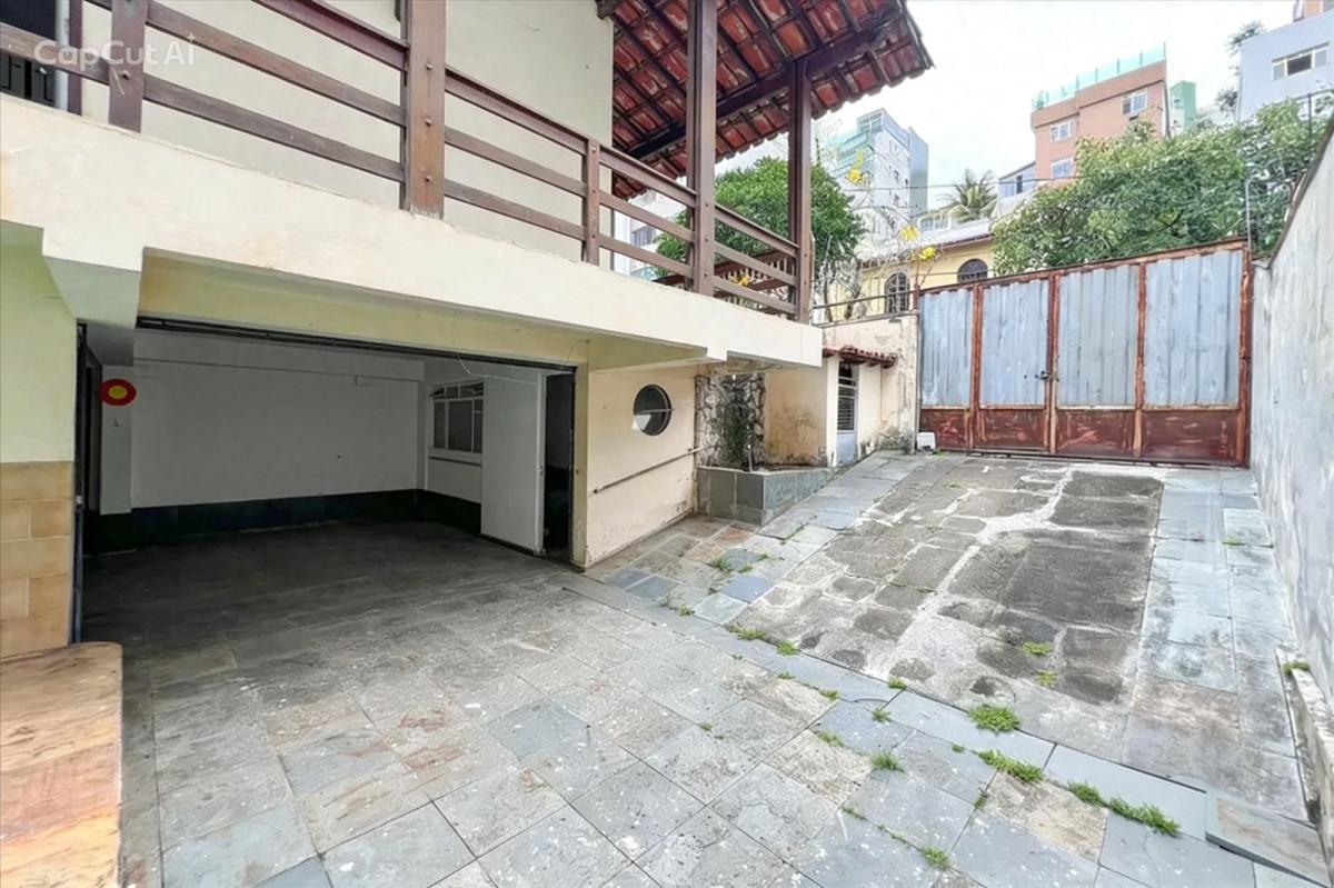 Casa, Ouro Preto, 5 Quartos, 8 Vagas, 1 Suíte