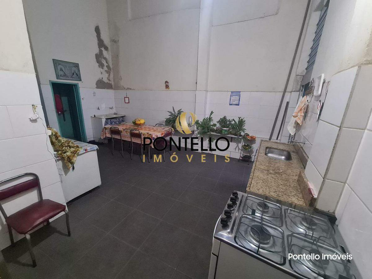 Casa, Concórdia, 4 Quartos, 2 Vagas, 1 Suíte