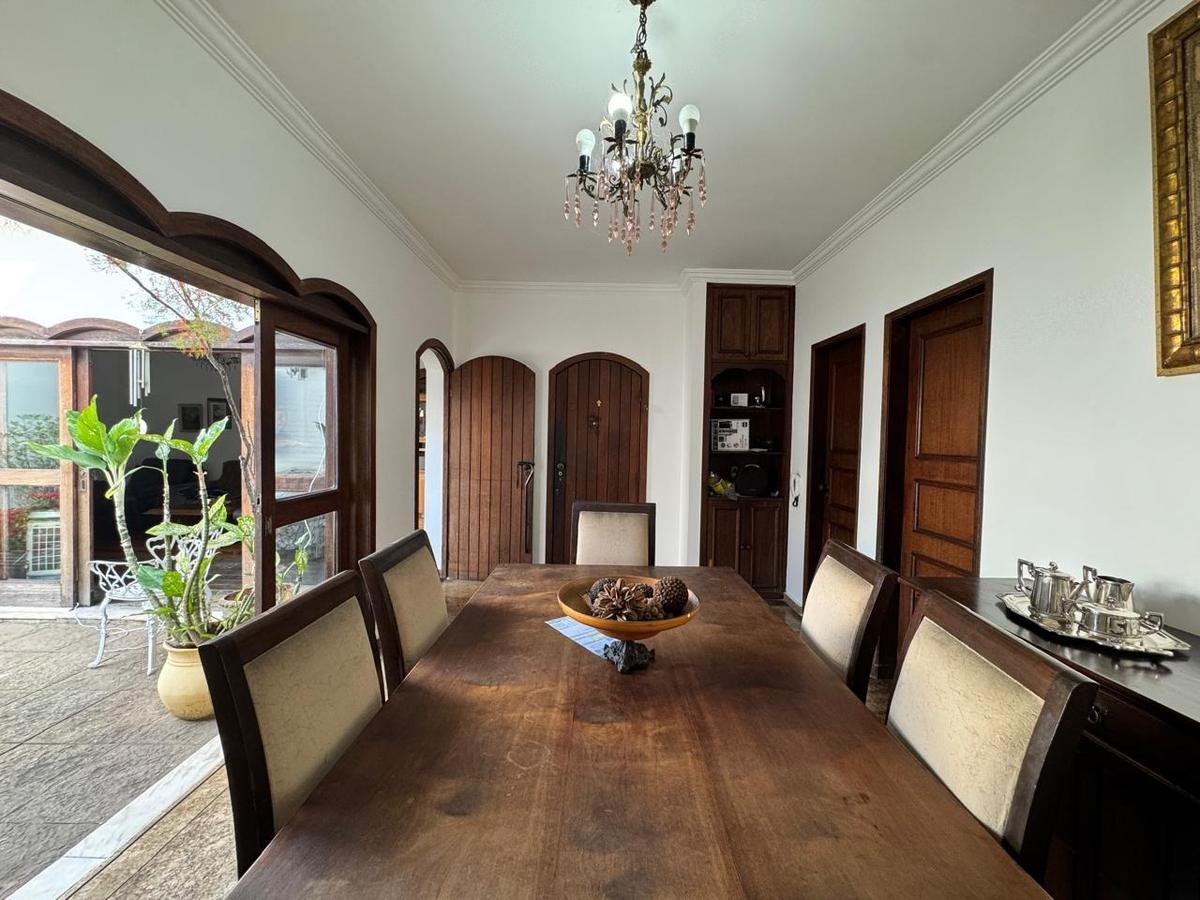 Casa, São Luiz (pampulha), 3 Quartos, 3 Vagas, 1 Suíte