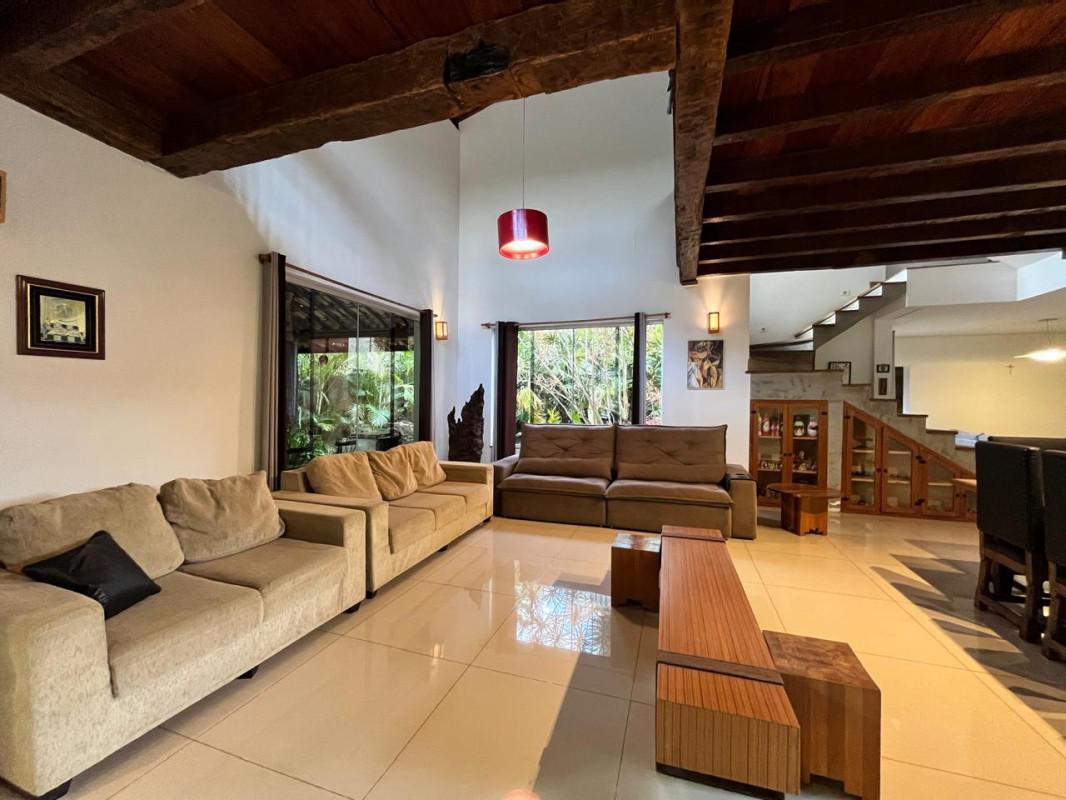 Casa, Serra dos Bandeirantes, 3 Quartos, 4 Vagas, 1 Suíte