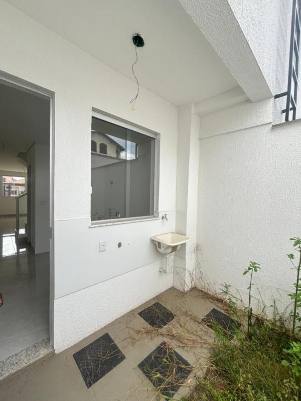 Casa, Floramar, 2 Quartos, 2 Vagas, 2 Suítes