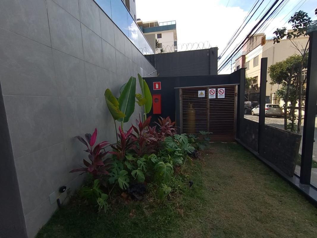 Cobertura, Prado, 4 Quartos, 2 Vagas, 1 Suíte
