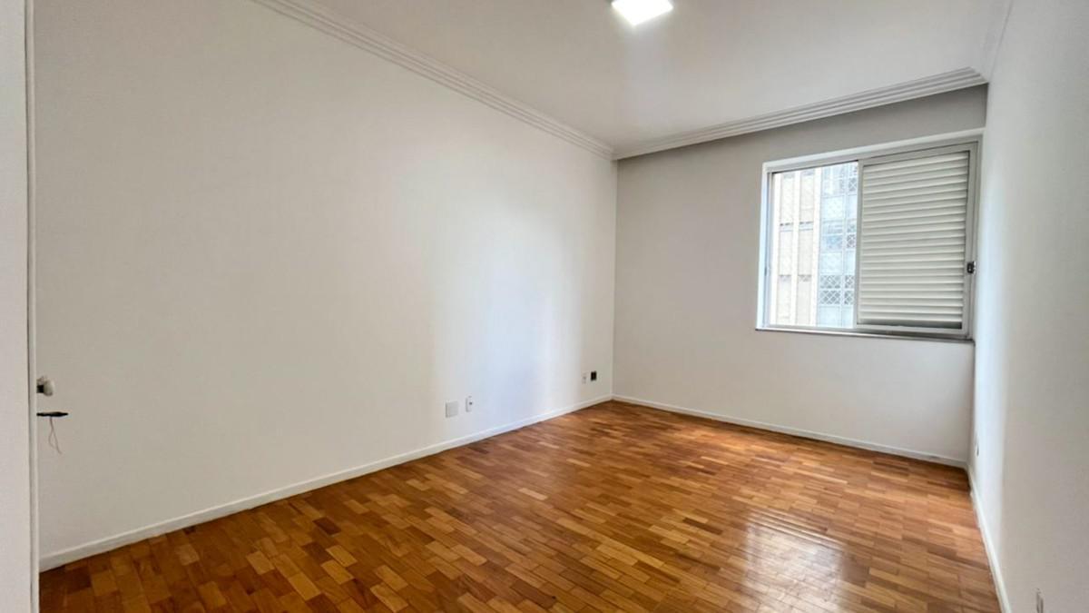 Apartamento, Centro, 4 Quartos, 2 Vagas, 1 Suíte