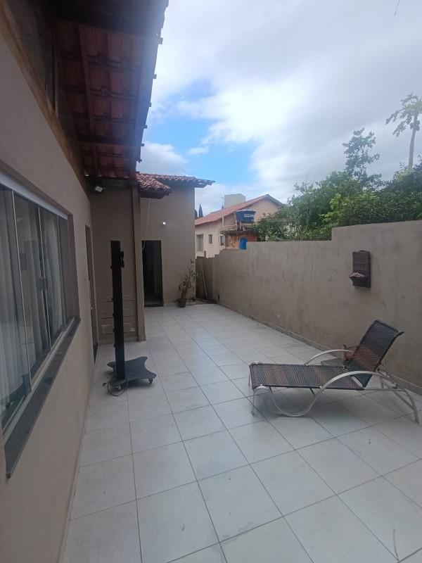 Casa, Centro, 2 Quartos, 2 Vagas, 1 Suíte