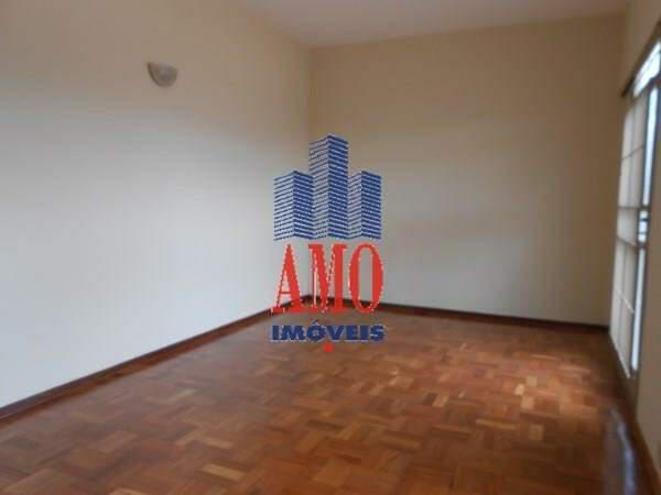 Casa, Caiçaras, 4 Quartos, 5 Vagas, 2 Suítes