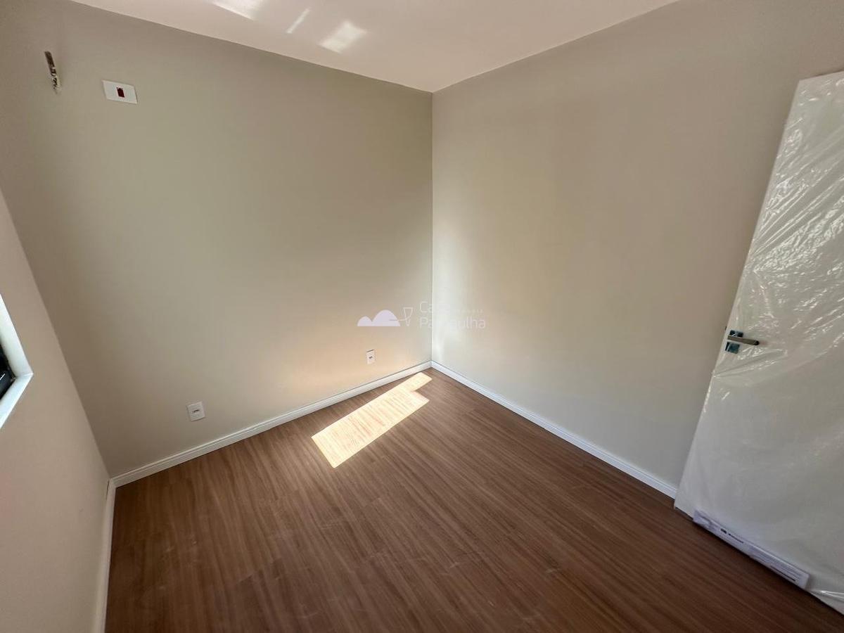 Casa, Itapoã, 3 Quartos, 2 Vagas, 1 Suíte