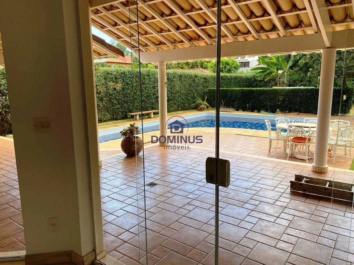 Casa, Alphaville - Lagoa dos Ingleses, 4 Quartos, 4 Vagas, 1 Suíte