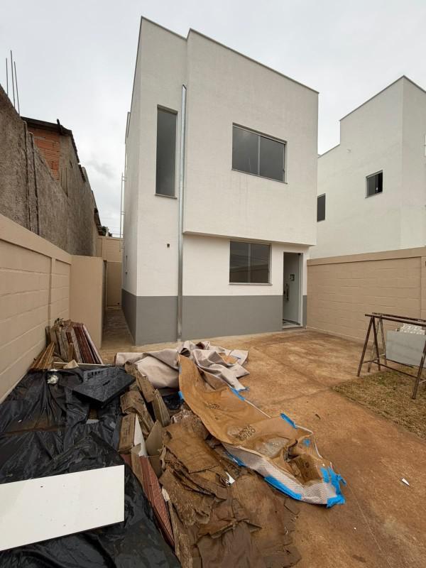 Casa, Serra Dourada, 3 Quartos, 2 Vagas