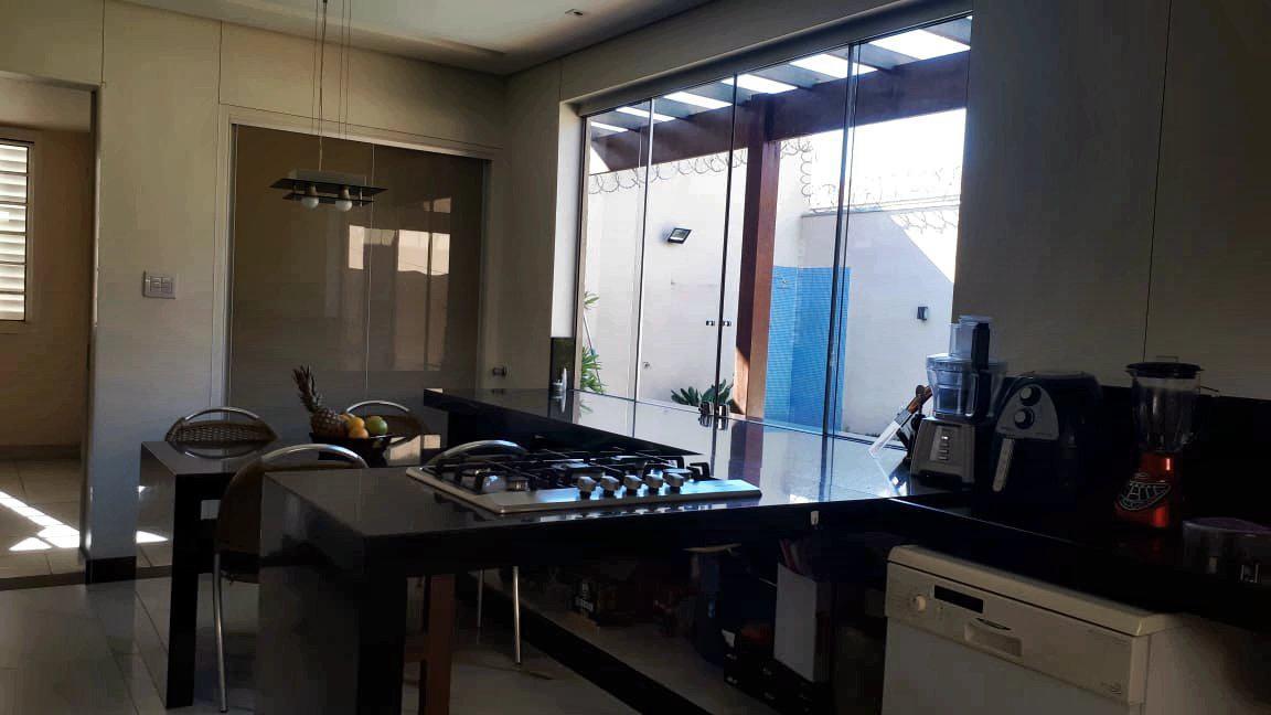 Casa, Ingá, 3 Quartos, 4 Vagas, 1 Suíte