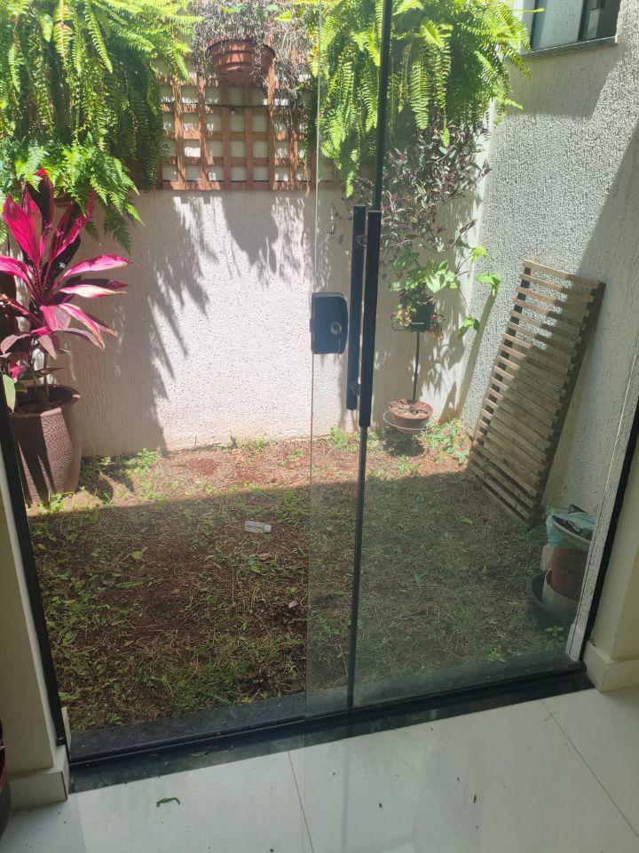 Casa, Tropical, 3 Quartos, 4 Vagas, 1 Suíte