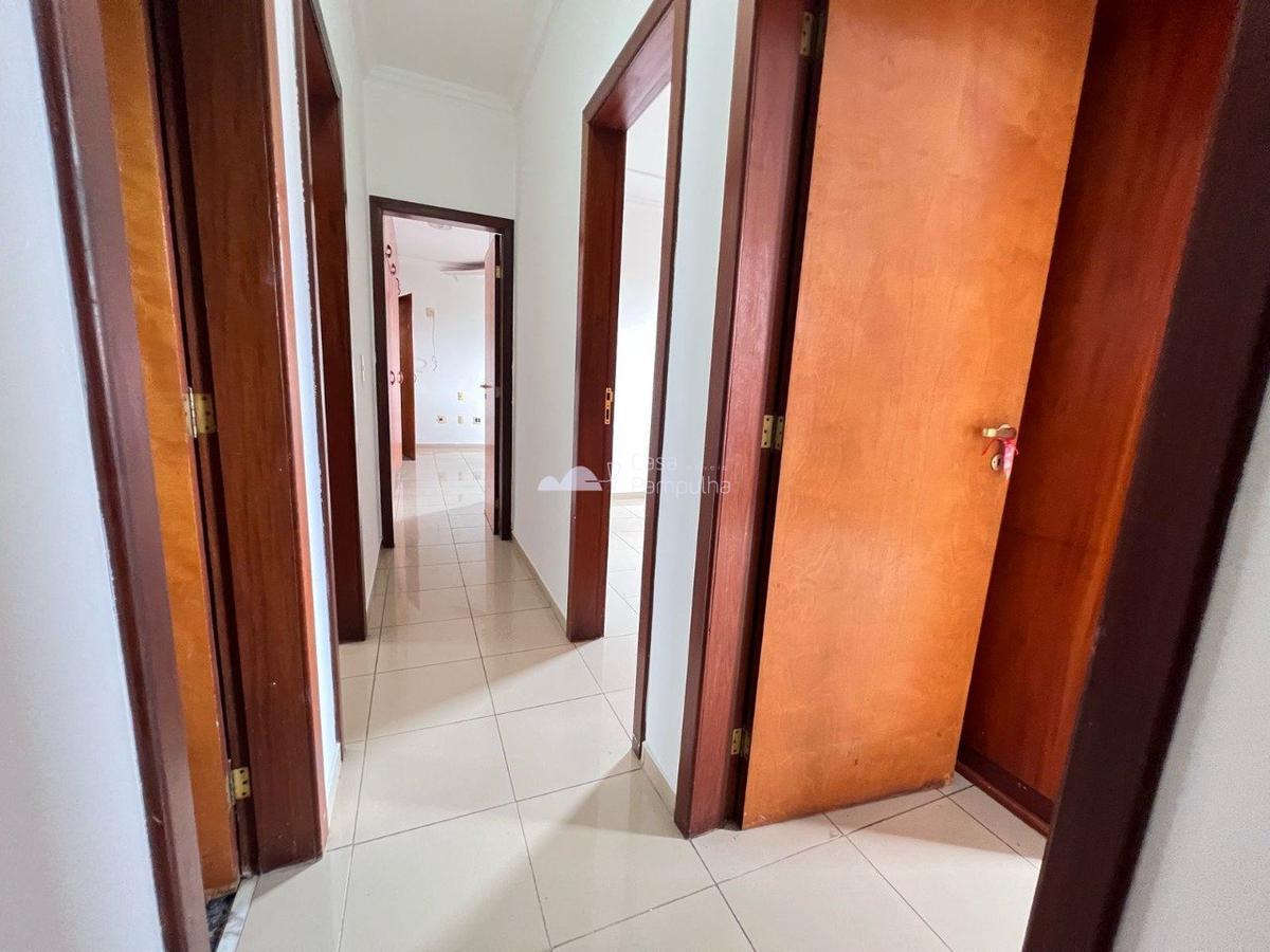 Apartamento, Jaraguá, 4 Quartos, 2 Vagas, 1 Suíte