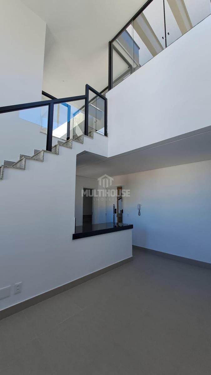 Apartamento, Grajaú, 1 Quarto, 4 Vagas, 1 Suíte