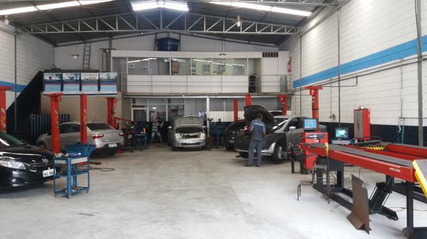 Mecânico de Automóveis