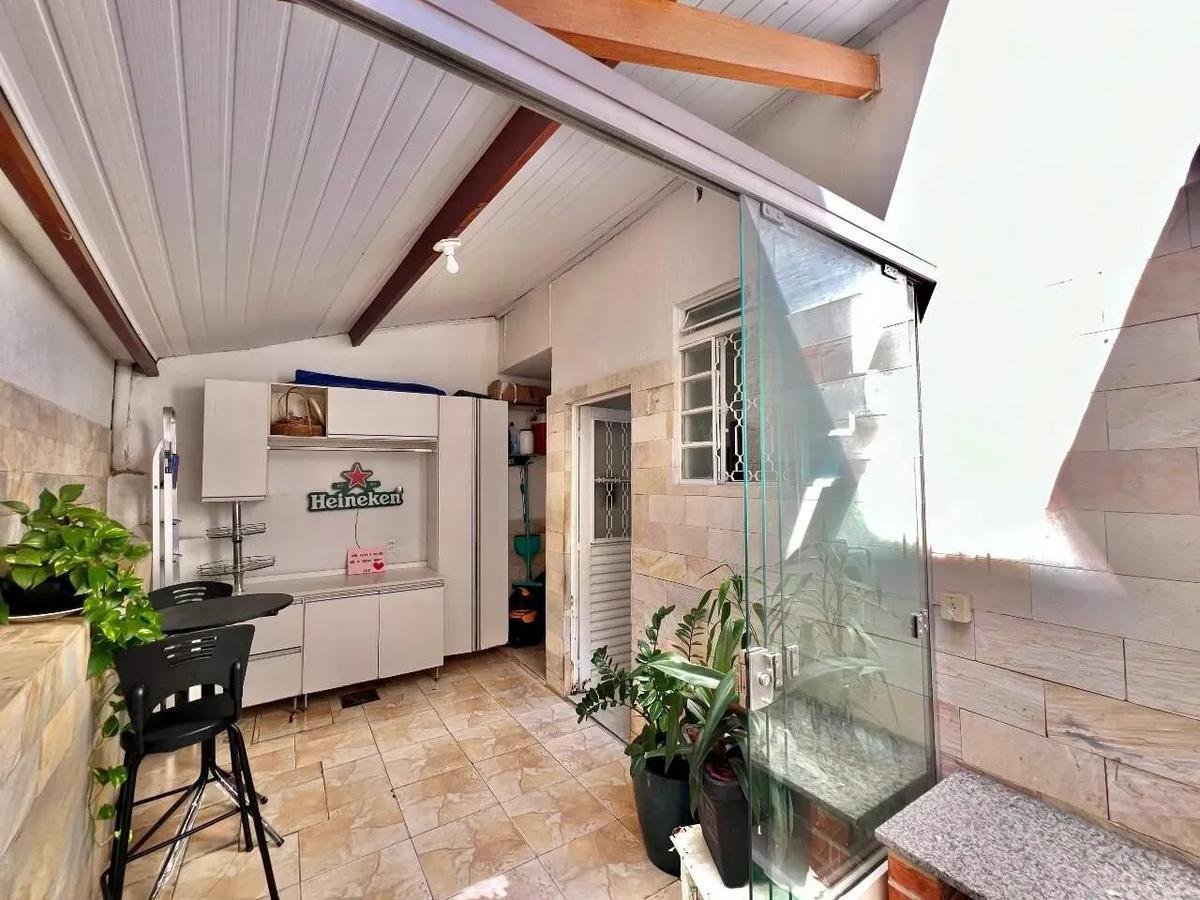 Casa, Santa Branca, 2 Quartos, 2 Vagas, 2 Suítes