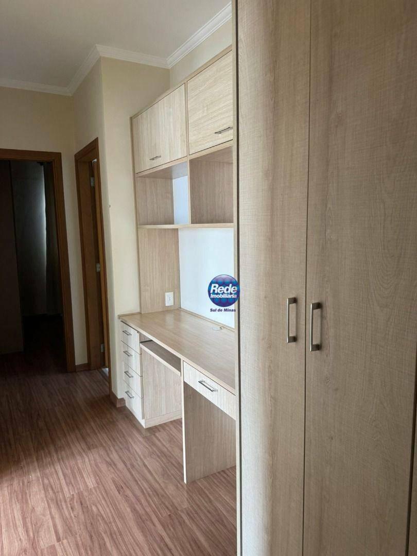 Casa, Rezende, 3 Quartos, 2 Vagas