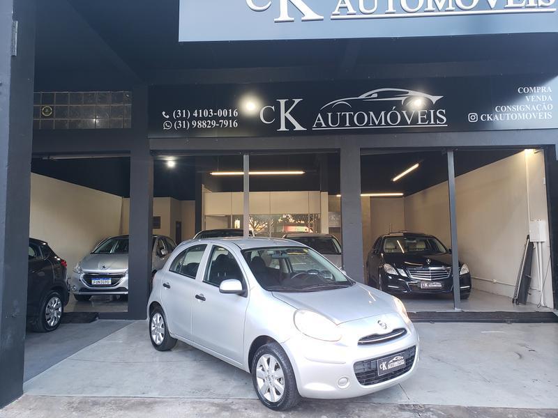 Nissan March S 1.6 16v Flex Fuel 5p