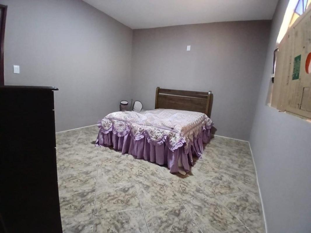 Casa, Milionários, 2 Quartos, 1 Vaga, 1 Suíte