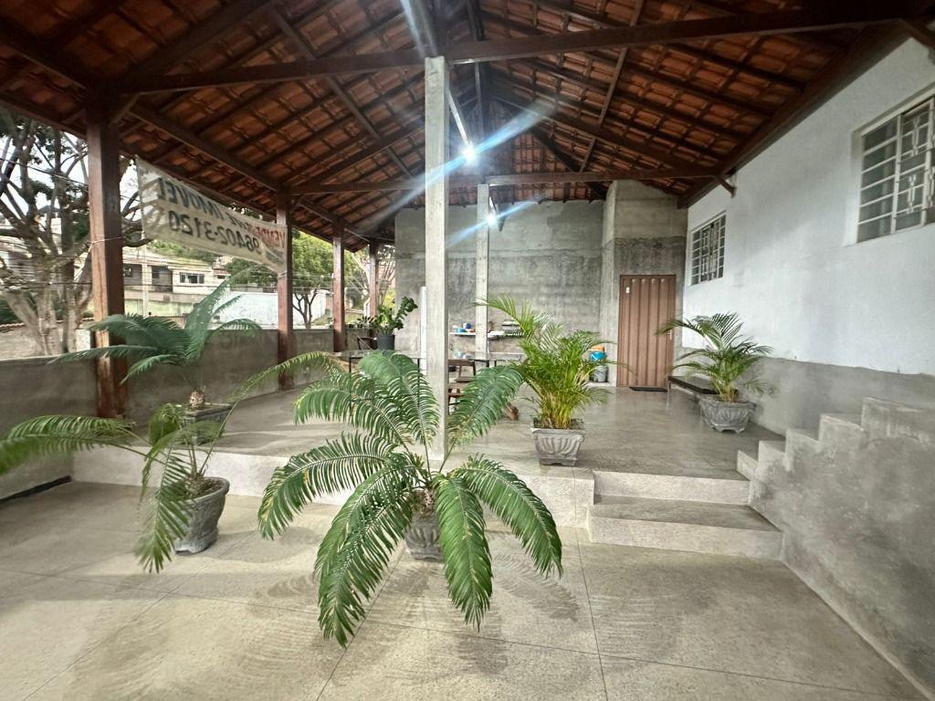Casa, Nações Unidas, 5 Quartos, 2 Vagas, 1 Suíte