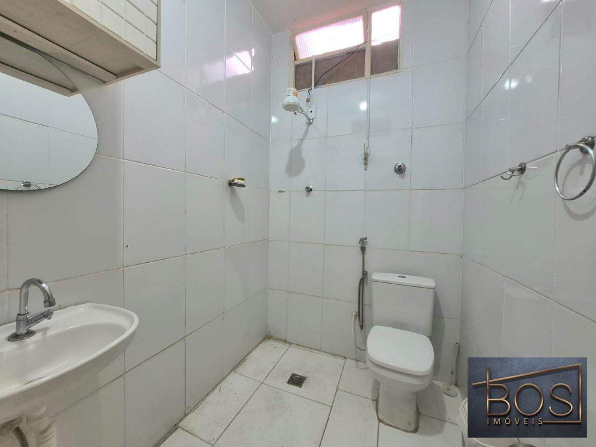 Casa, Esplanada, 3 Quartos, 2 Vagas, 1 Suíte