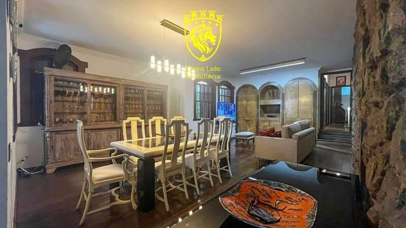 Casa, Comiteco, 5 Quartos, 6 Vagas, 2 Suítes