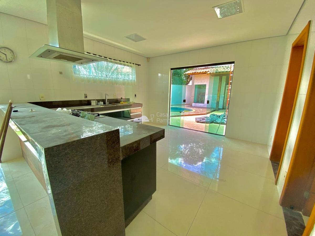 Casa, Condomínio Rosa dos Ventos, 3 Quartos, 4 Vagas, 3 Suítes