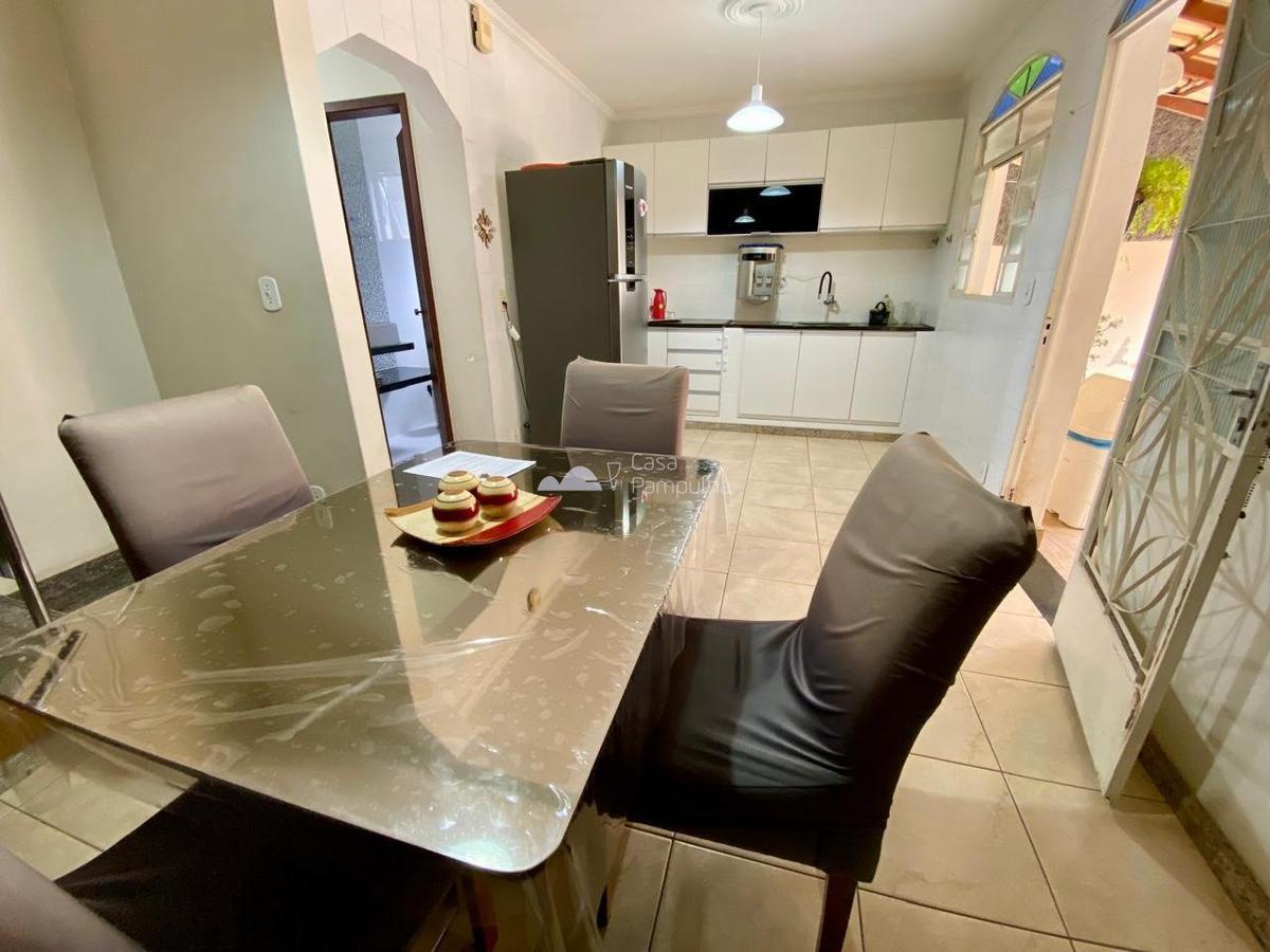 Casa, Santa Mônica, 5 Quartos, 2 Vagas, 1 Suíte