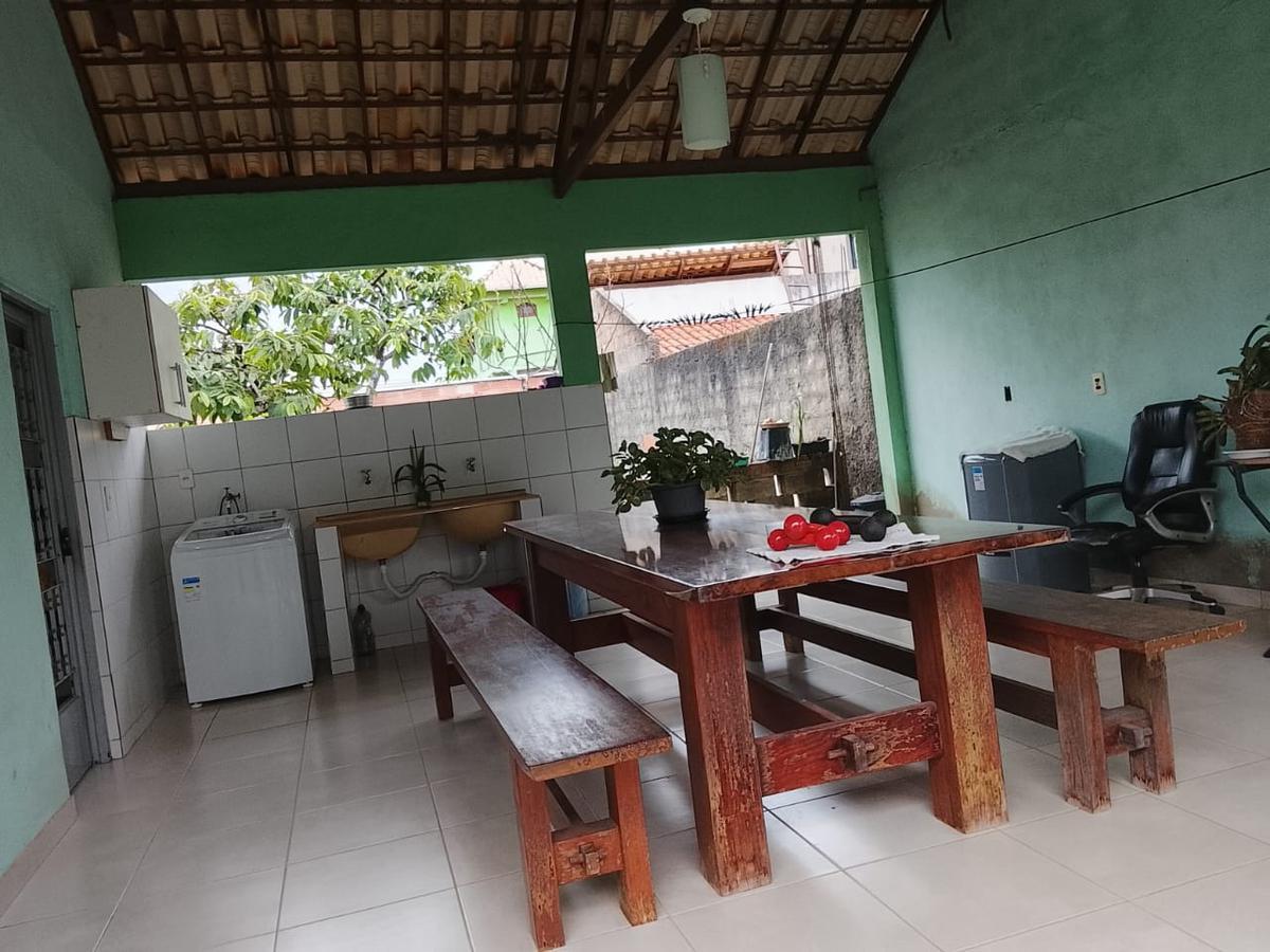 Casa, Trevo, 7 Quartos, 8 Vagas, 3 Suítes