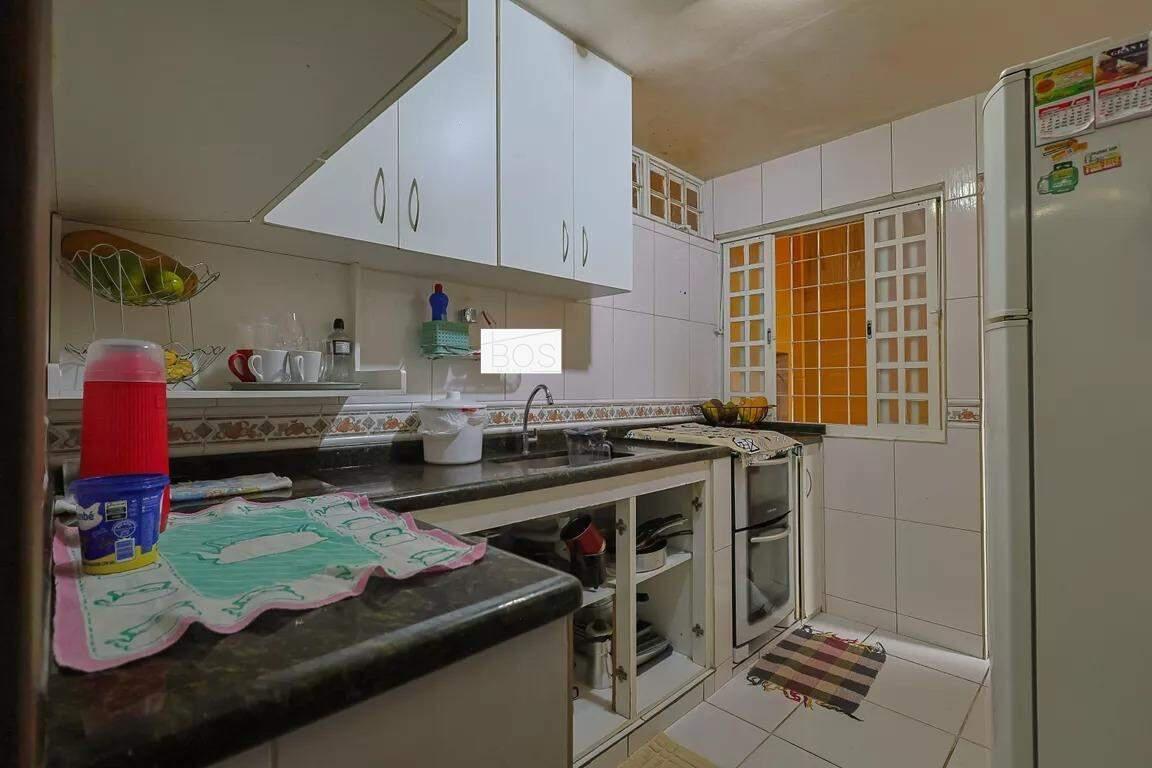 Casa, Caiçaras, 4 Quartos, 0 Vaga, 1 Suíte