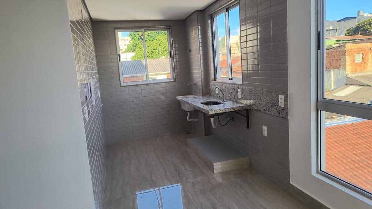 Apartamento, Esplanada, 2 Quartos, 1 Vaga, 1 Suíte