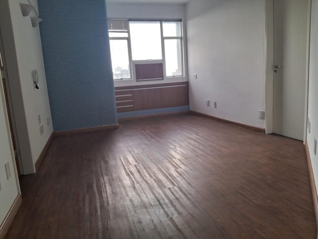 Sala, Floresta, 0 Quarto, 3 Vagas