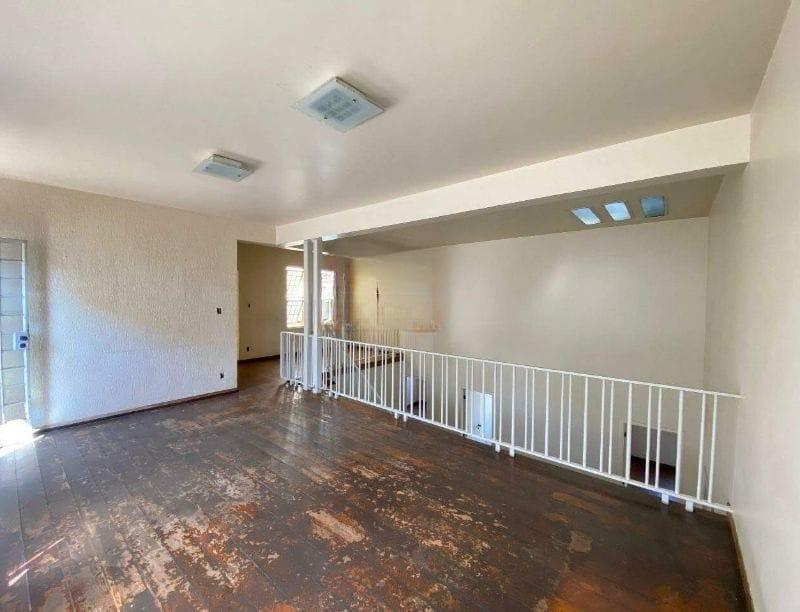 Casa, Nova Granada, 4 Quartos, 2 Vagas, 1 Suíte