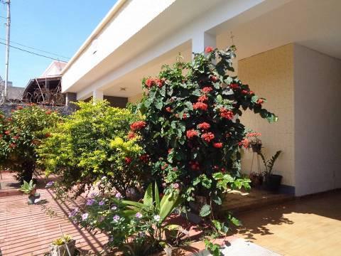 Casa, Betânia, 3 Quartos, 2 Vagas, 1 Suíte