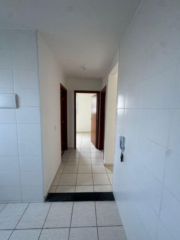 Apartamento, Casa Branca, 2 Quartos, 1 Vaga
